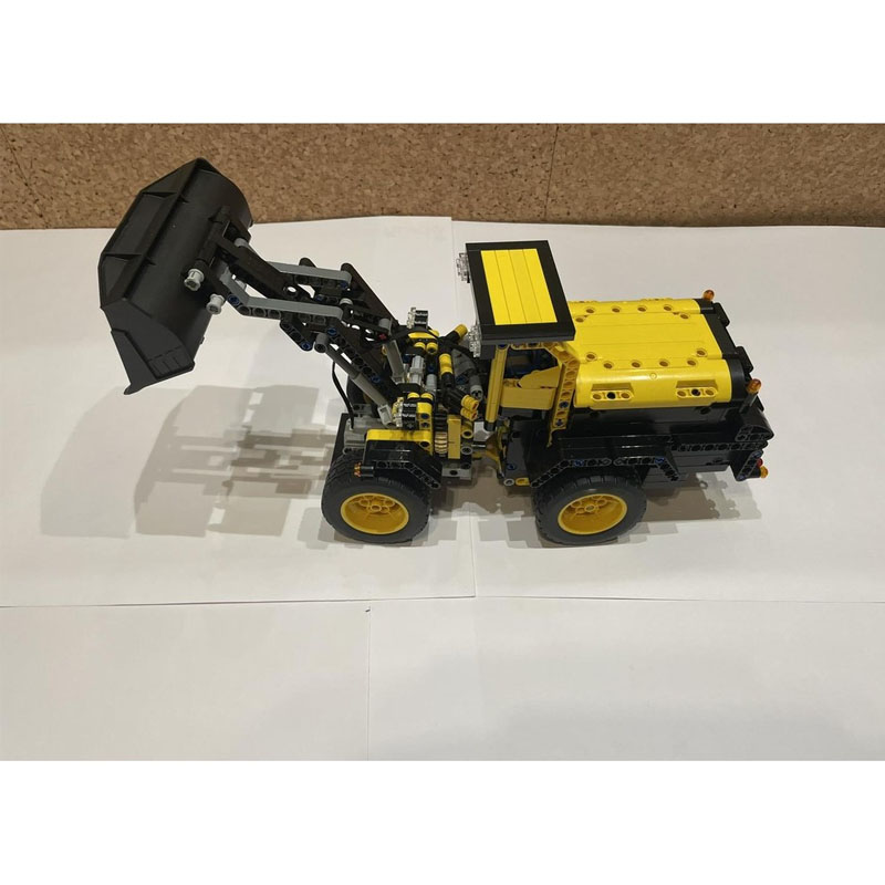 MOC-262140 Urban Farm Agricult - огляд і ціна Urban Farming Model