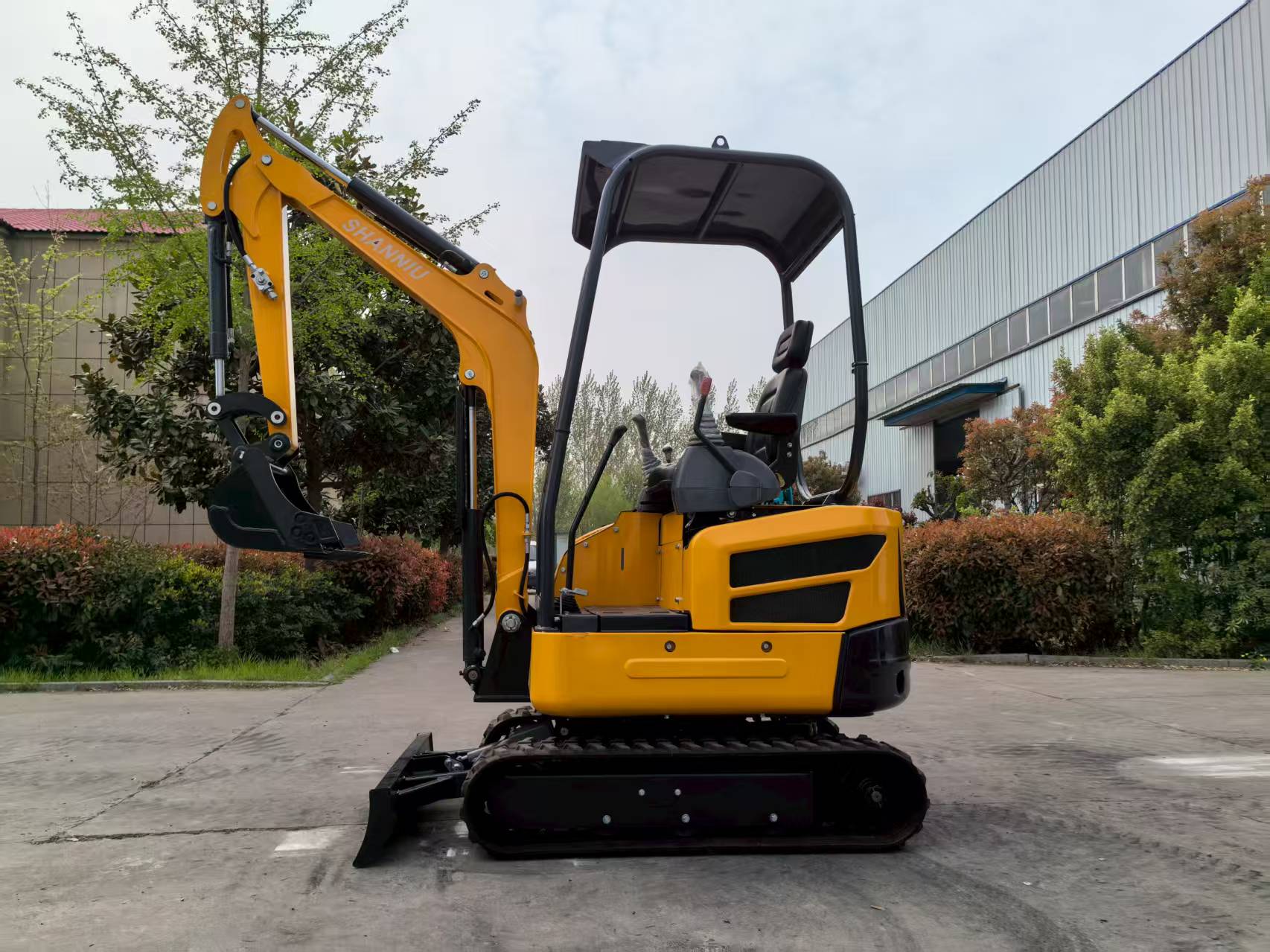 2T Tailless Small Excavator EP - огляд і ціна Urban Farming In China