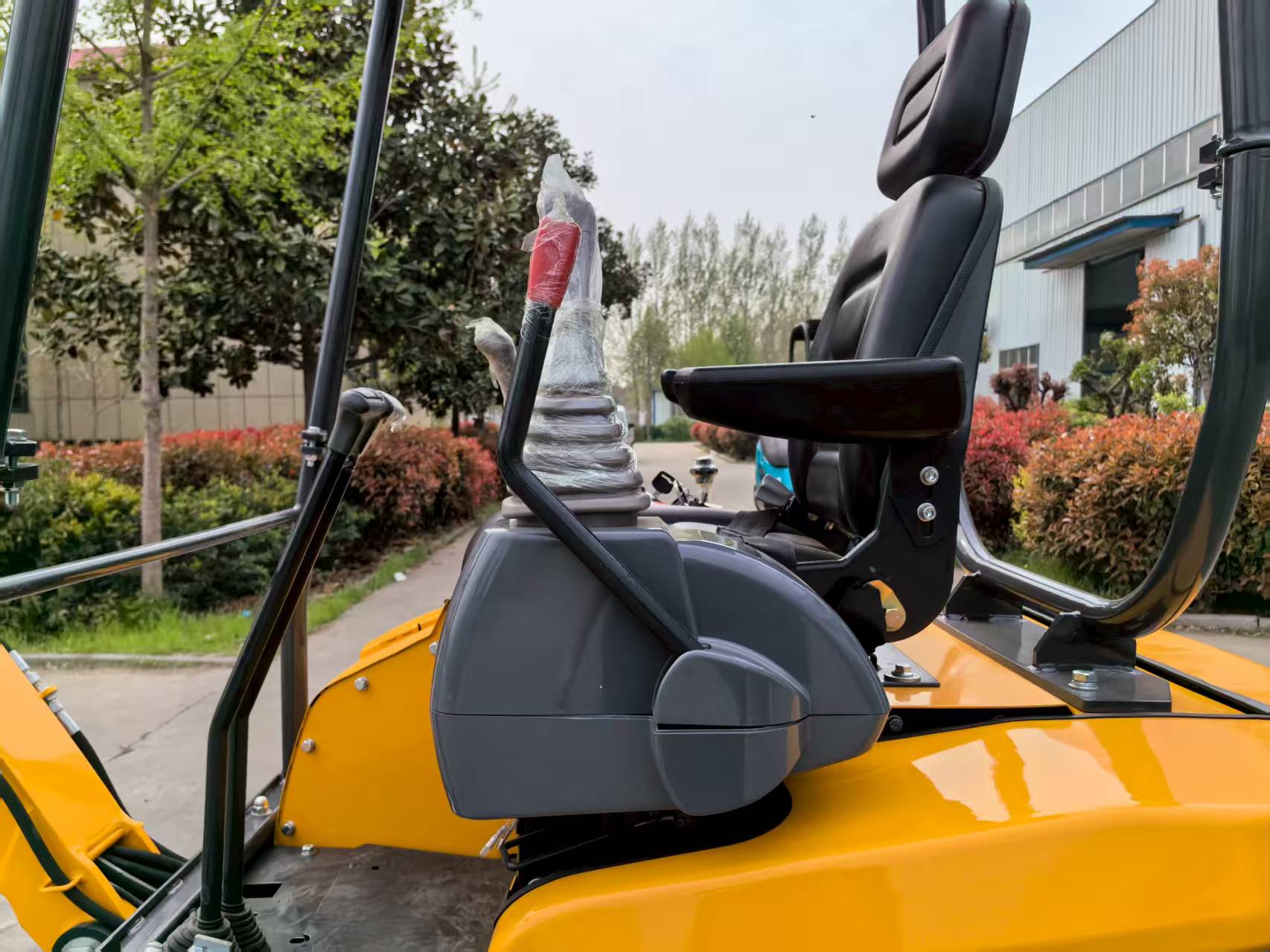 2T Tailless Small Excavator EP - огляд і ціна Urban Farming In China
